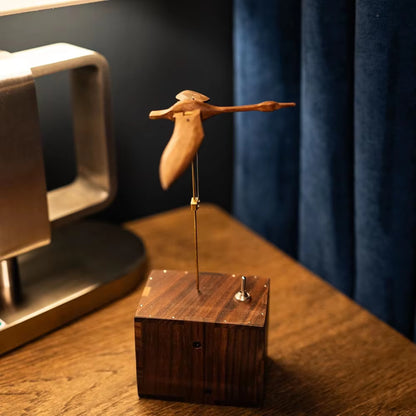 Handmade - Moving Swan