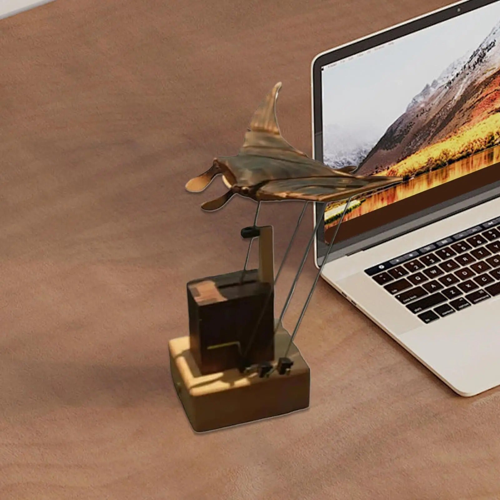 Manta Motion™ Manta Ray Wooden Automaton